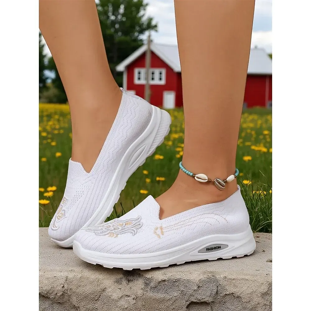 Women's Green Flyknit Slip-On Walking Shoes with Embroidery - Image 7