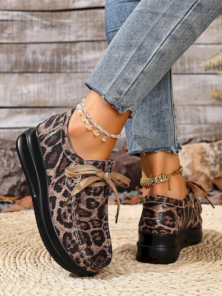 Leopard Print Faux Leather Platform Sneakers for Women - Image 3