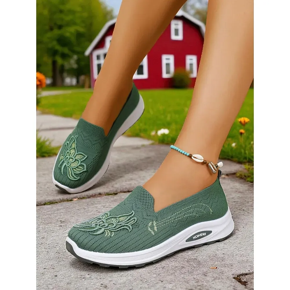 Women's Green Flyknit Slip-On Walking Shoes with Embroidery - Image 4