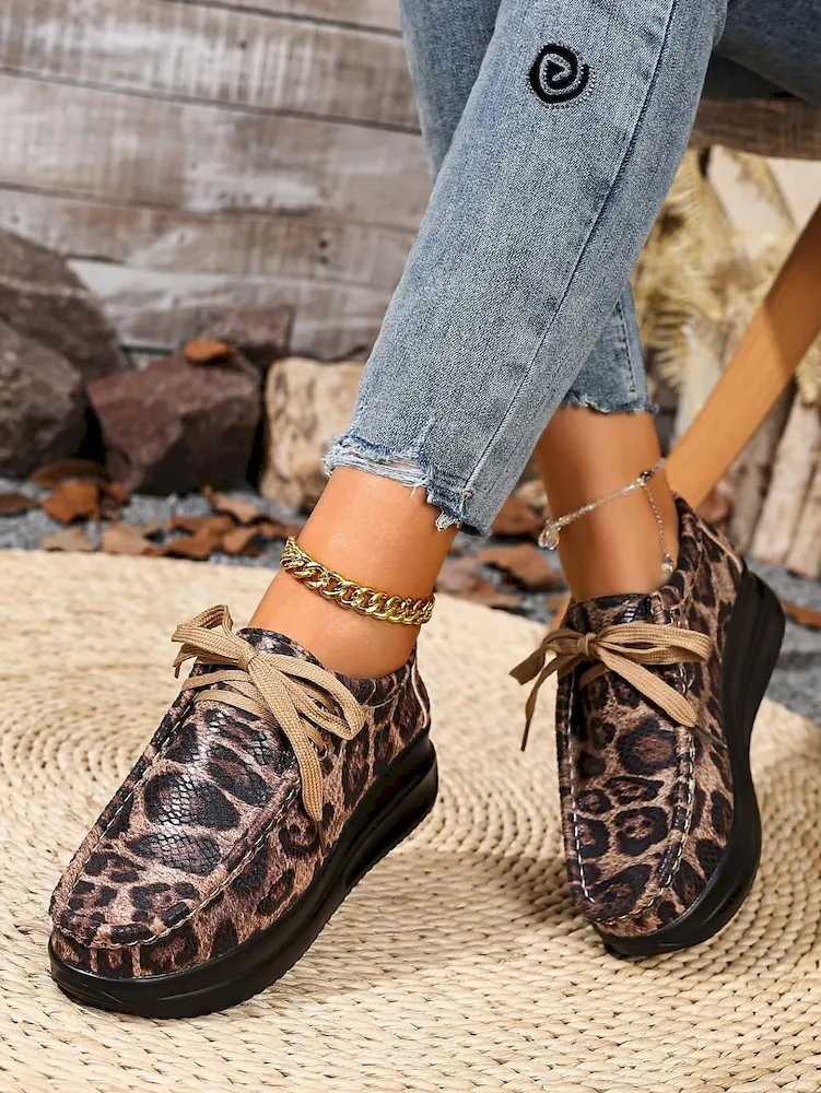 Leopard Print Faux Leather Platform Sneakers for Women - Image 4
